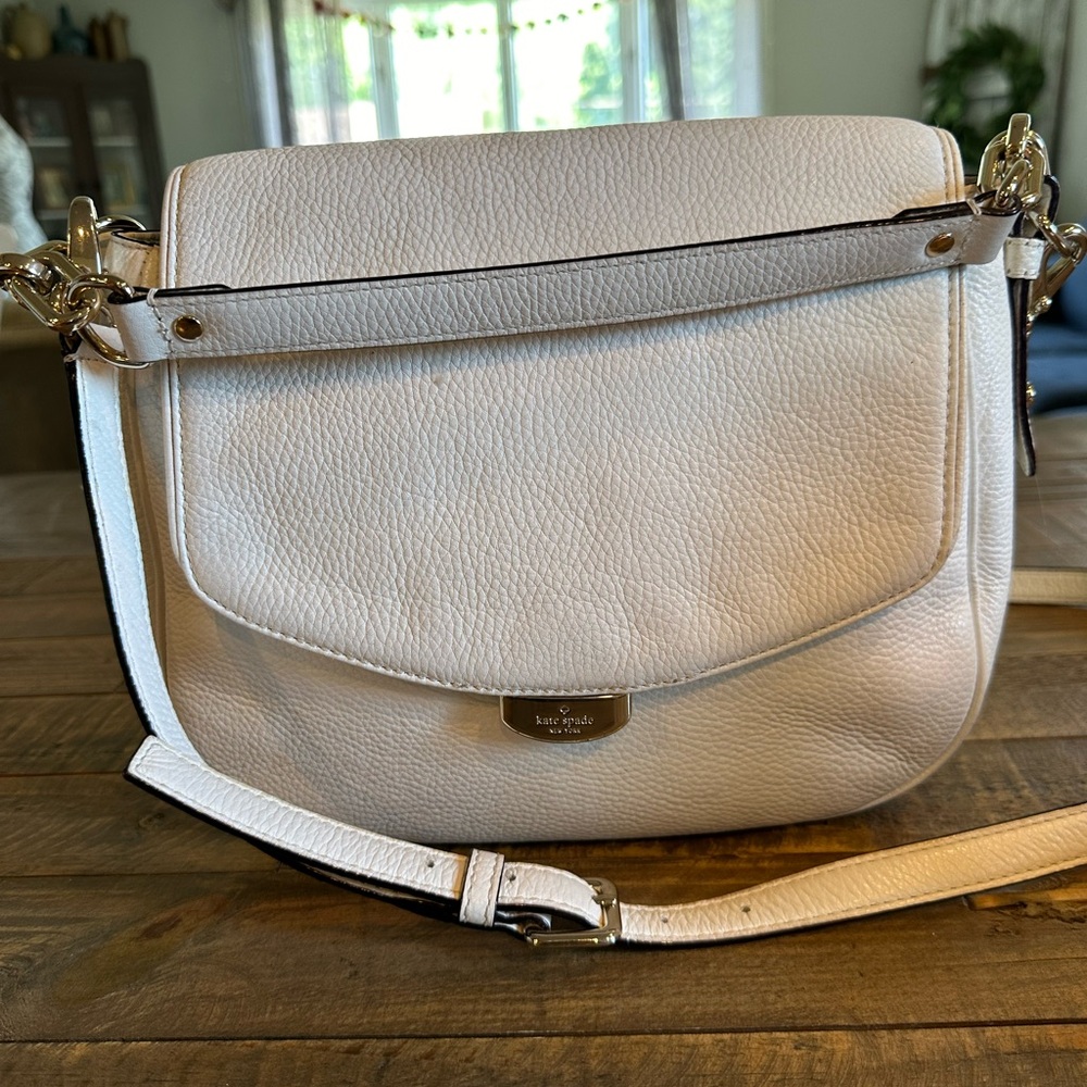 kate spade White Pebbled Leather Crossbody Bag